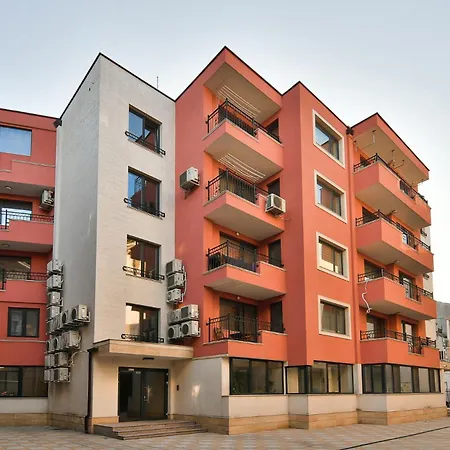 Urban Retreat In The Heart Of * Varna