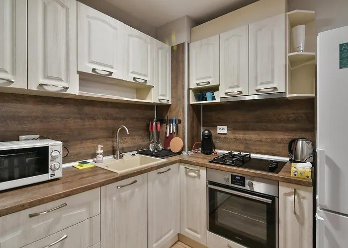 Urban Retreat In The Heart Of Daire Varna